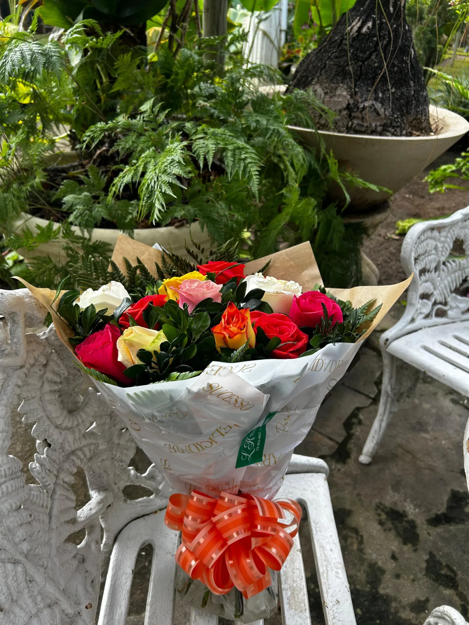 Buquê de rosas coloridas